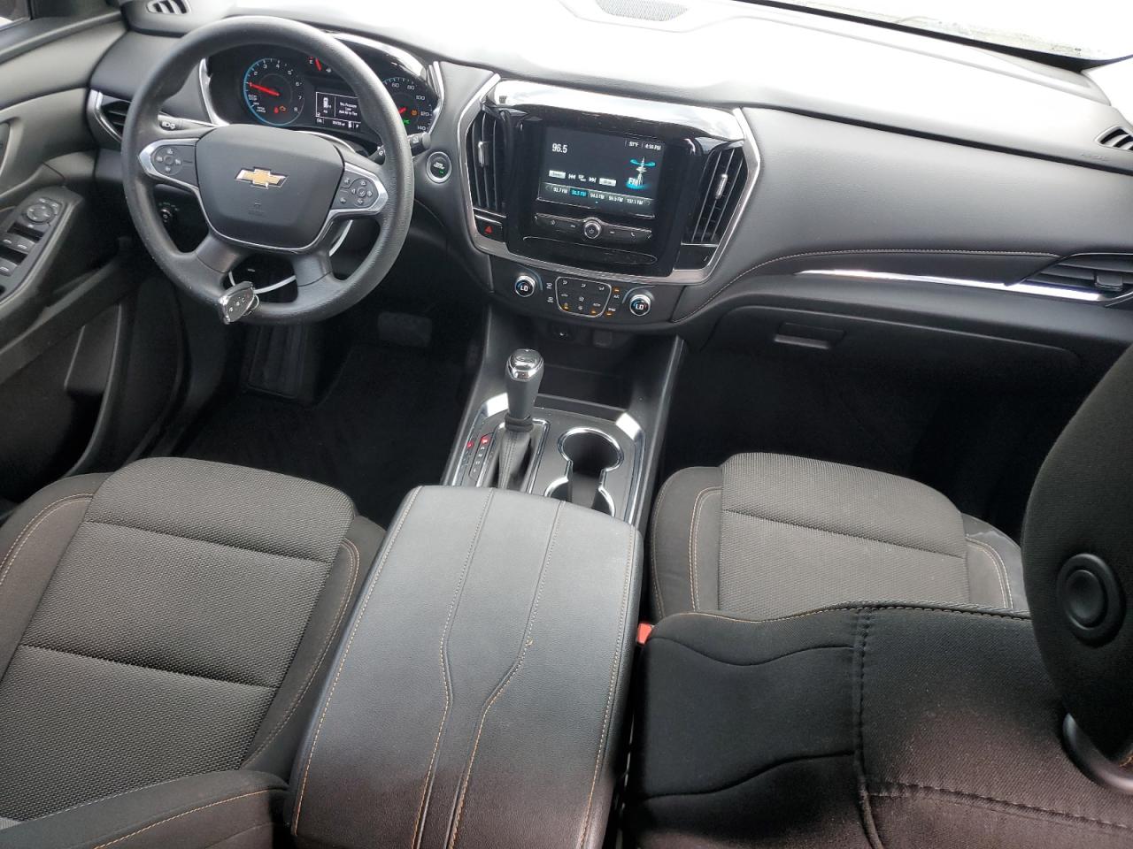 1GNERFKW3KJ133999 2019 Chevrolet Traverse Ls