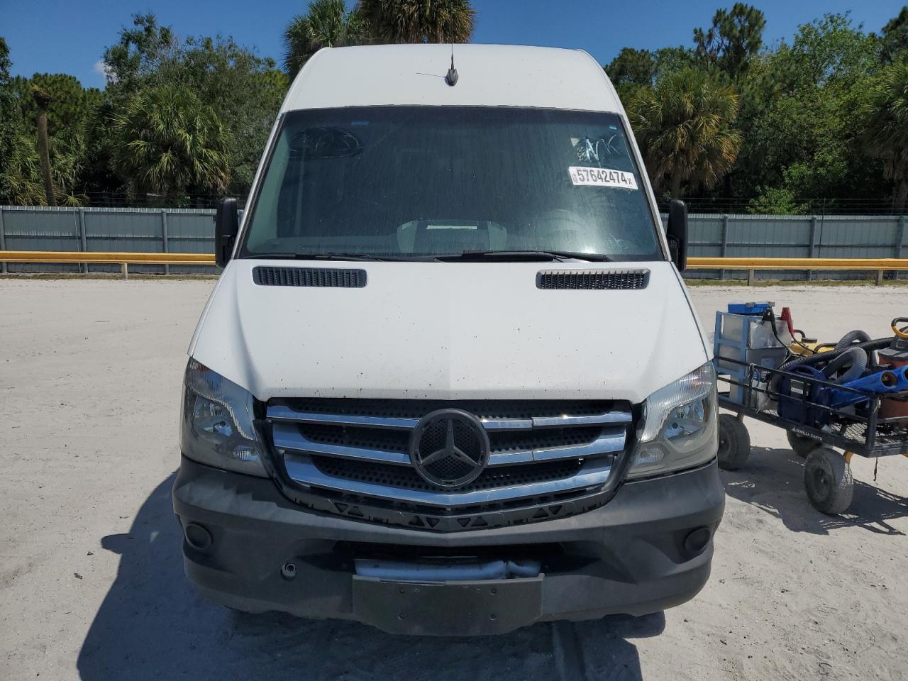 WD3PF1DD3GP317606 2016 Mercedes-Benz Sprinter 3500