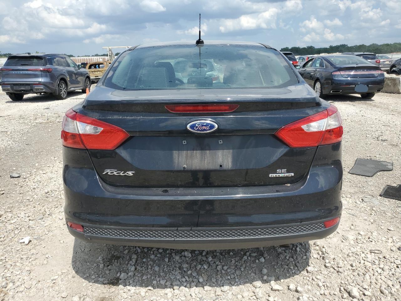 1FADP3F23EL117896 2014 Ford Focus Se