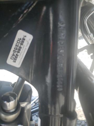 2011 HARLEY-DAVIDSON FLHXSE2 1HD1PZ81XBB958666