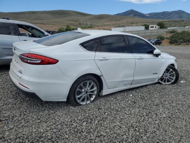 VIN 3FA6P0LU1KR115431 2019 Ford Fusion, SE no.3