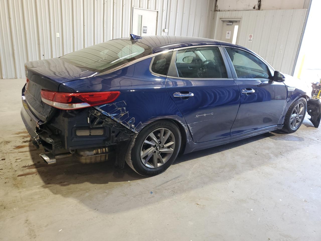 2019 Kia Optima Lx vin: 5XXGT4L35KG337865