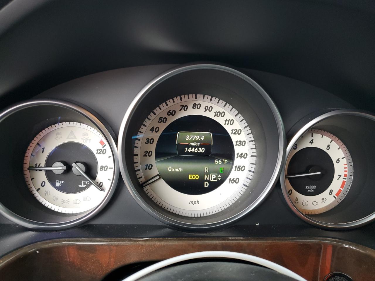 WDDHF9BB8EA970240 2014 Mercedes-Benz E 550 4Matic