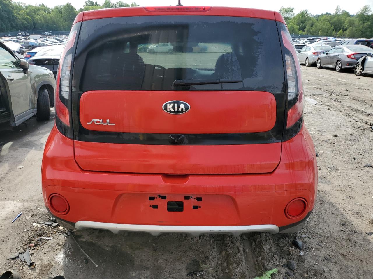 KNDJP3A56H7439301 2017 Kia Soul +