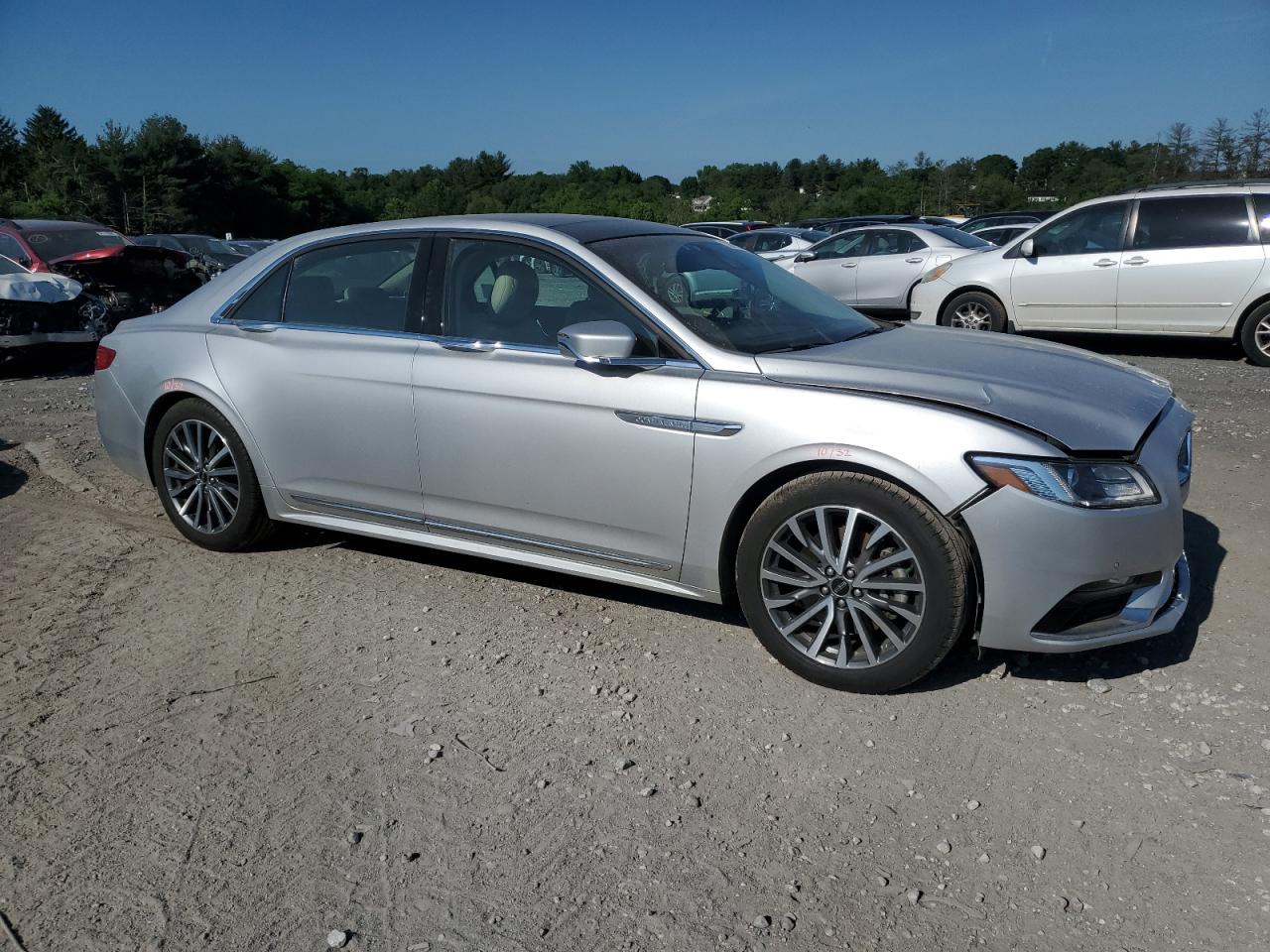 1LN6L9TPXH5611498 2017 Lincoln Continental Select