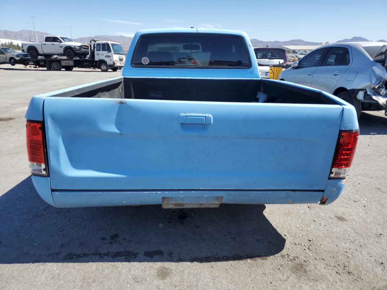 4TARN81A3NZ041848 1992 Toyota Pickup 1/2 Ton Short Wheelbase Stb