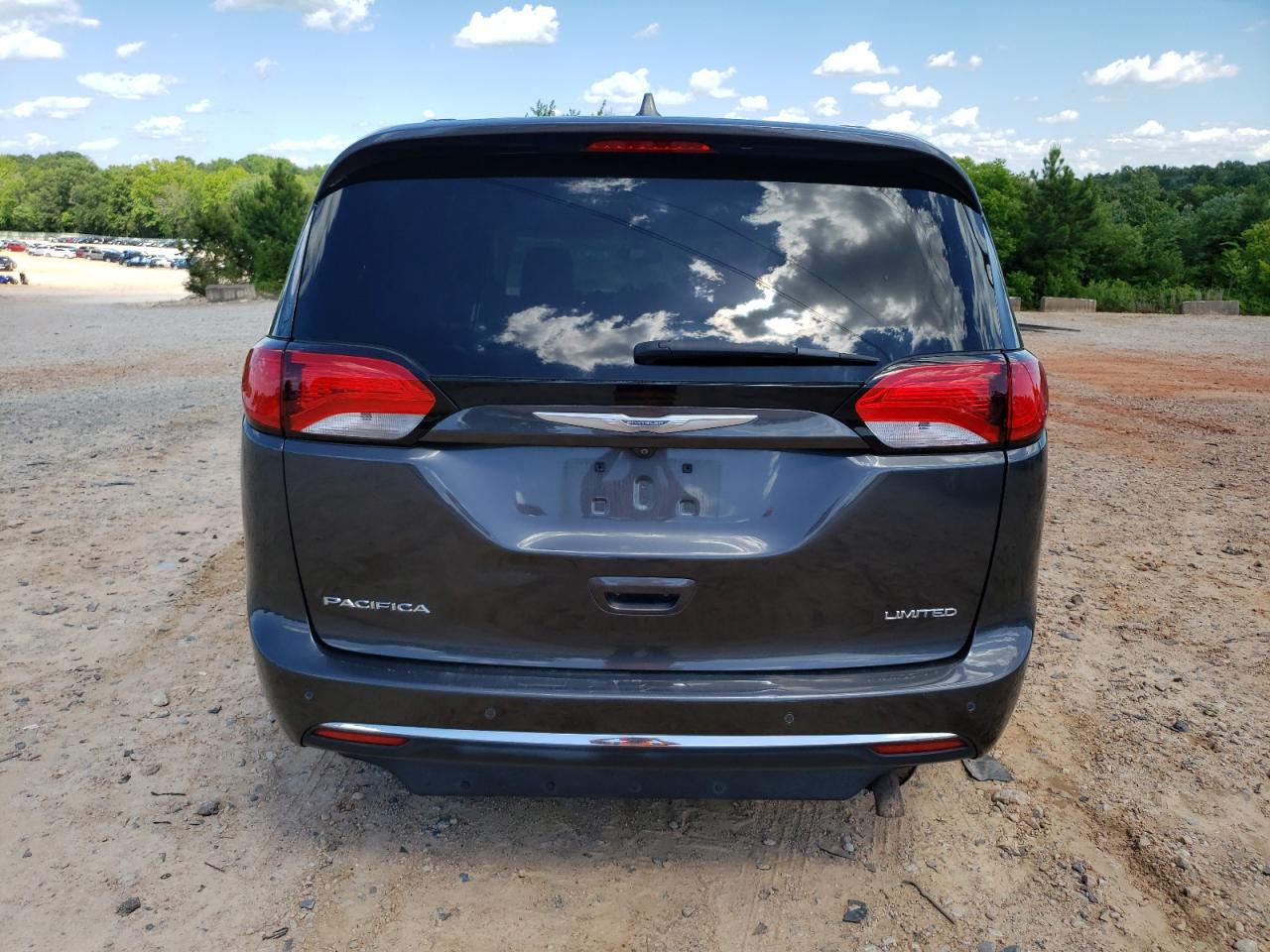 2C4RC1GG7HR504540 2017 Chrysler Pacifica Limited