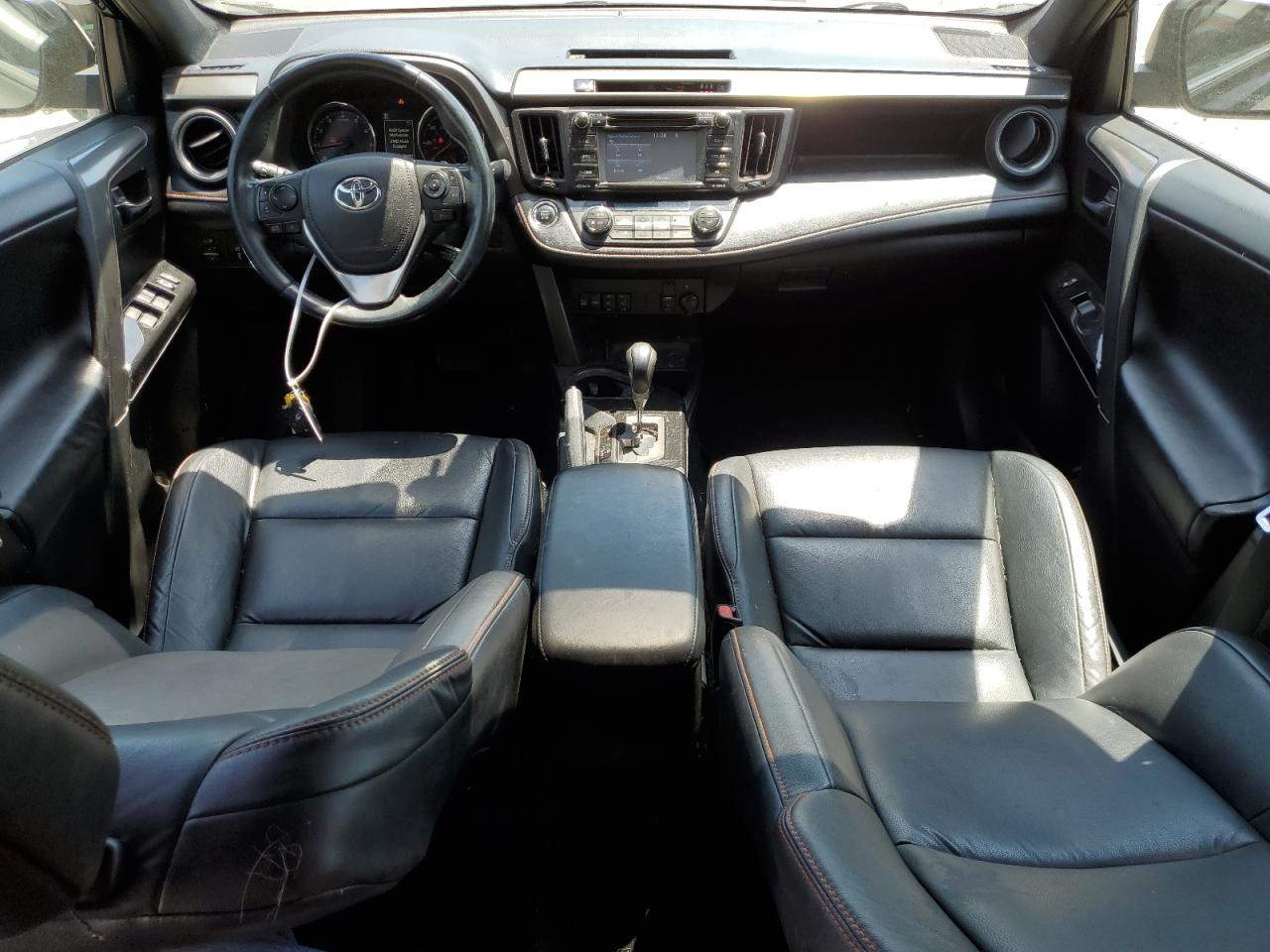 2T3JFREV9HW681133 2017 Toyota Rav4 Se