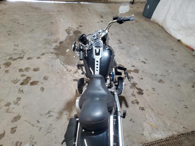 2018 HARLEY-DAVIDSON FLFBS FAT - 1HD1YGK18JC019504