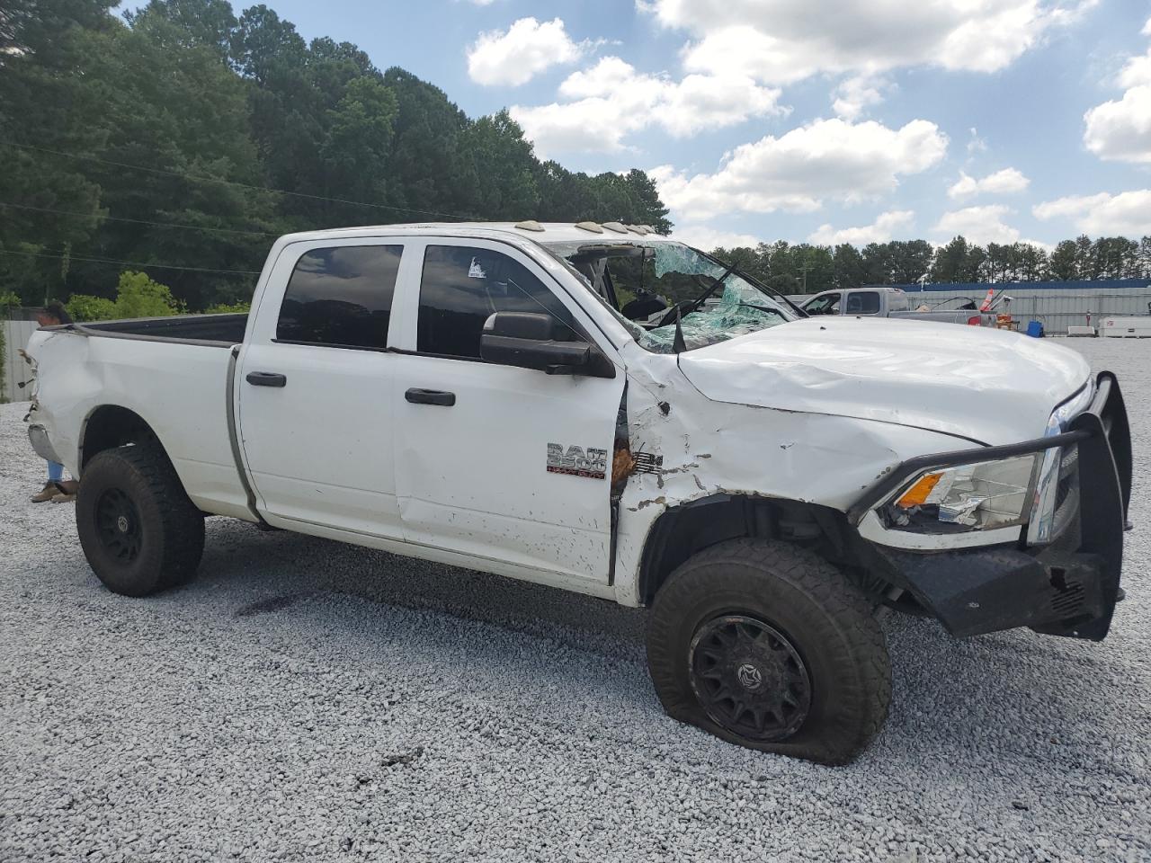 2018 Ram 2500 St vin: 3C6UR5CJXJG300951