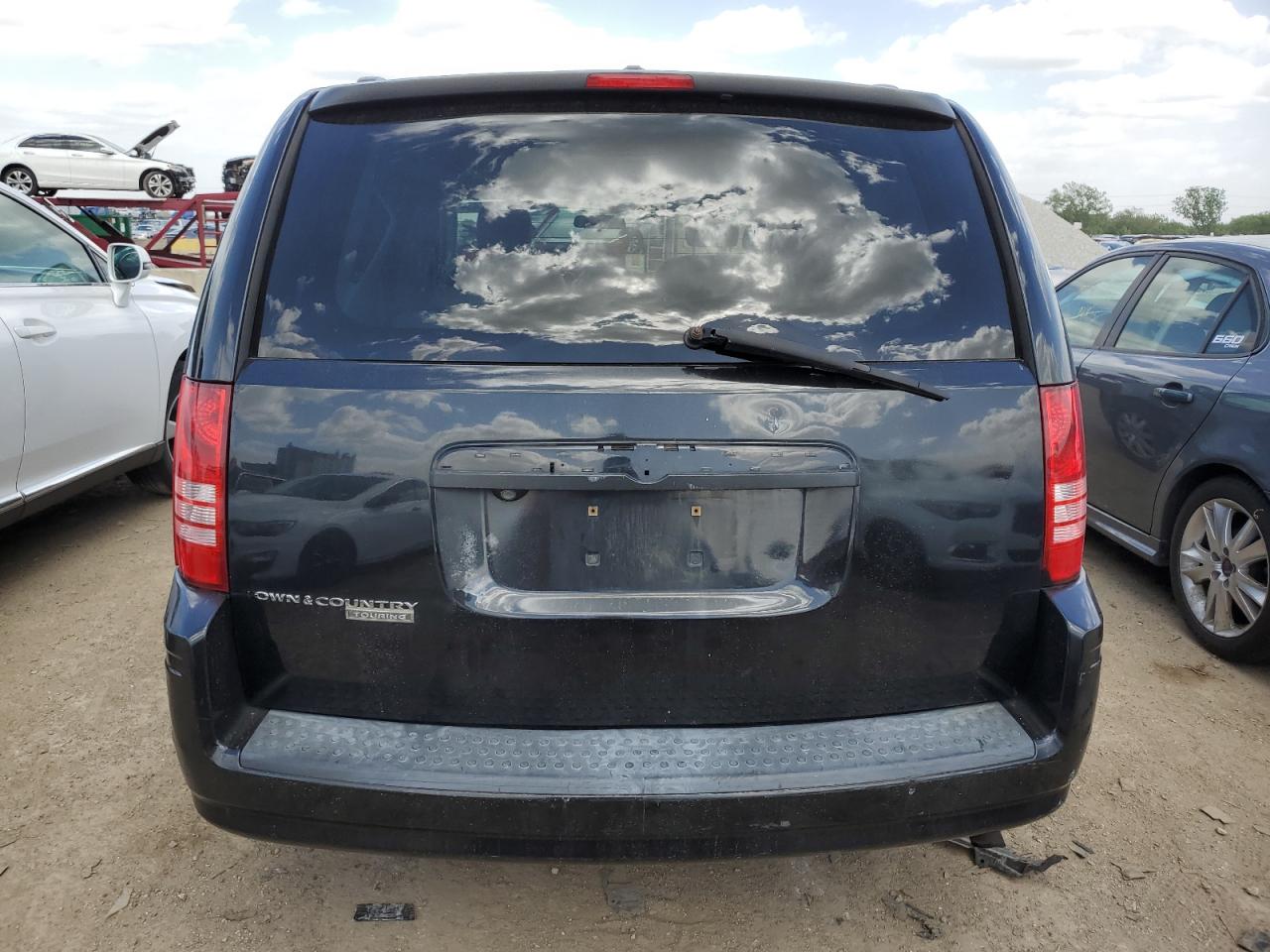 2A8HR54P68R820798 2008 Chrysler Town & Country Touring