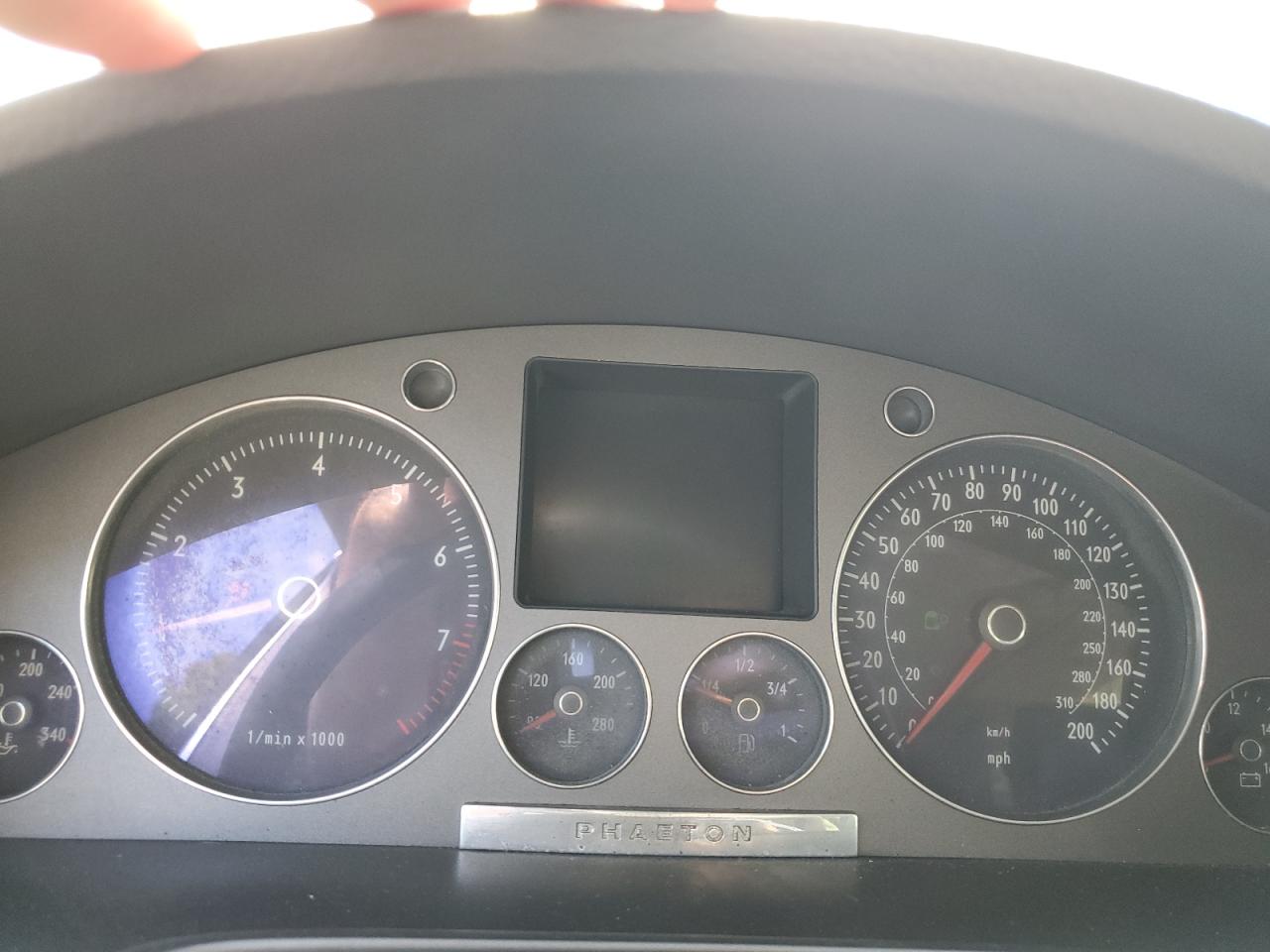 WVWAF03D858003867 2005 Volkswagen Phaeton 4.2