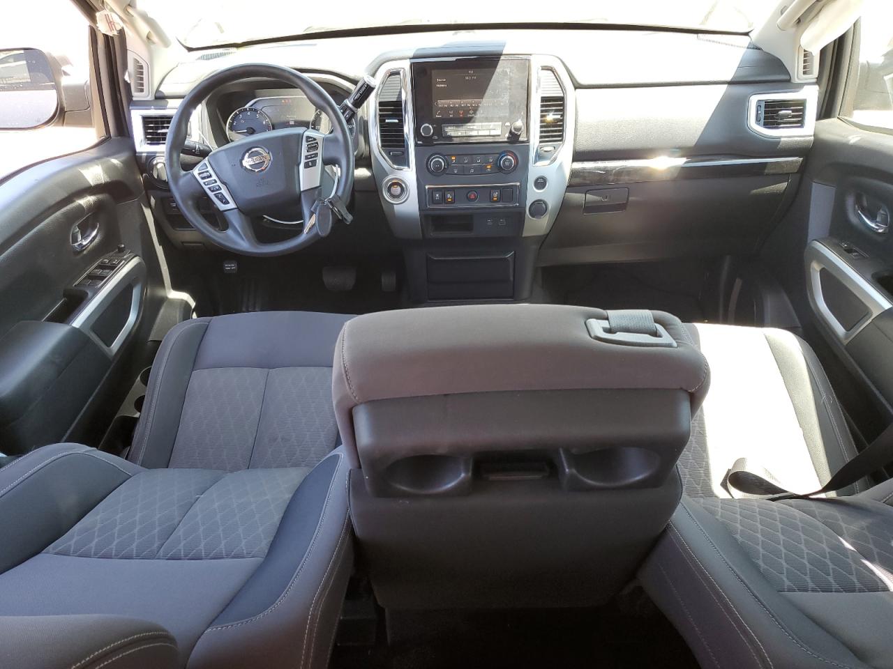 1N6AA1EEXMN528887 2021 Nissan Titan S