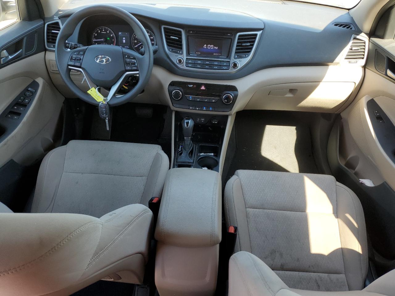 KM8J33A42HU464650 2017 Hyundai Tucson Limited