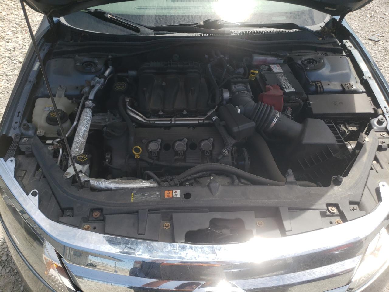 3FAHP0HG8BR208071 2011 Ford Fusion Se