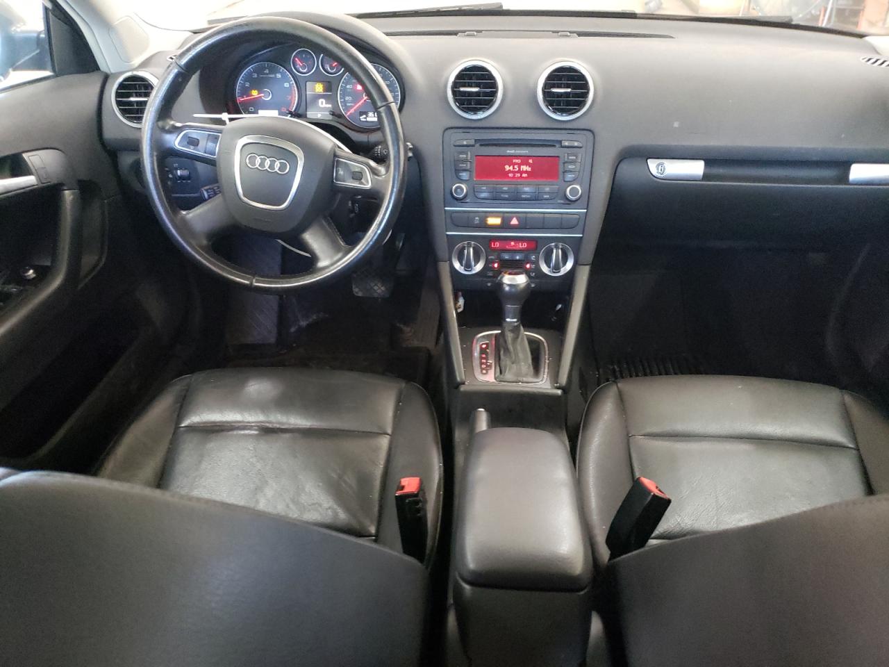 2013 Audi A3 Premium vin: WAUBEAFM0DA008767