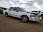 LINCOLN TOWN CAR C photo