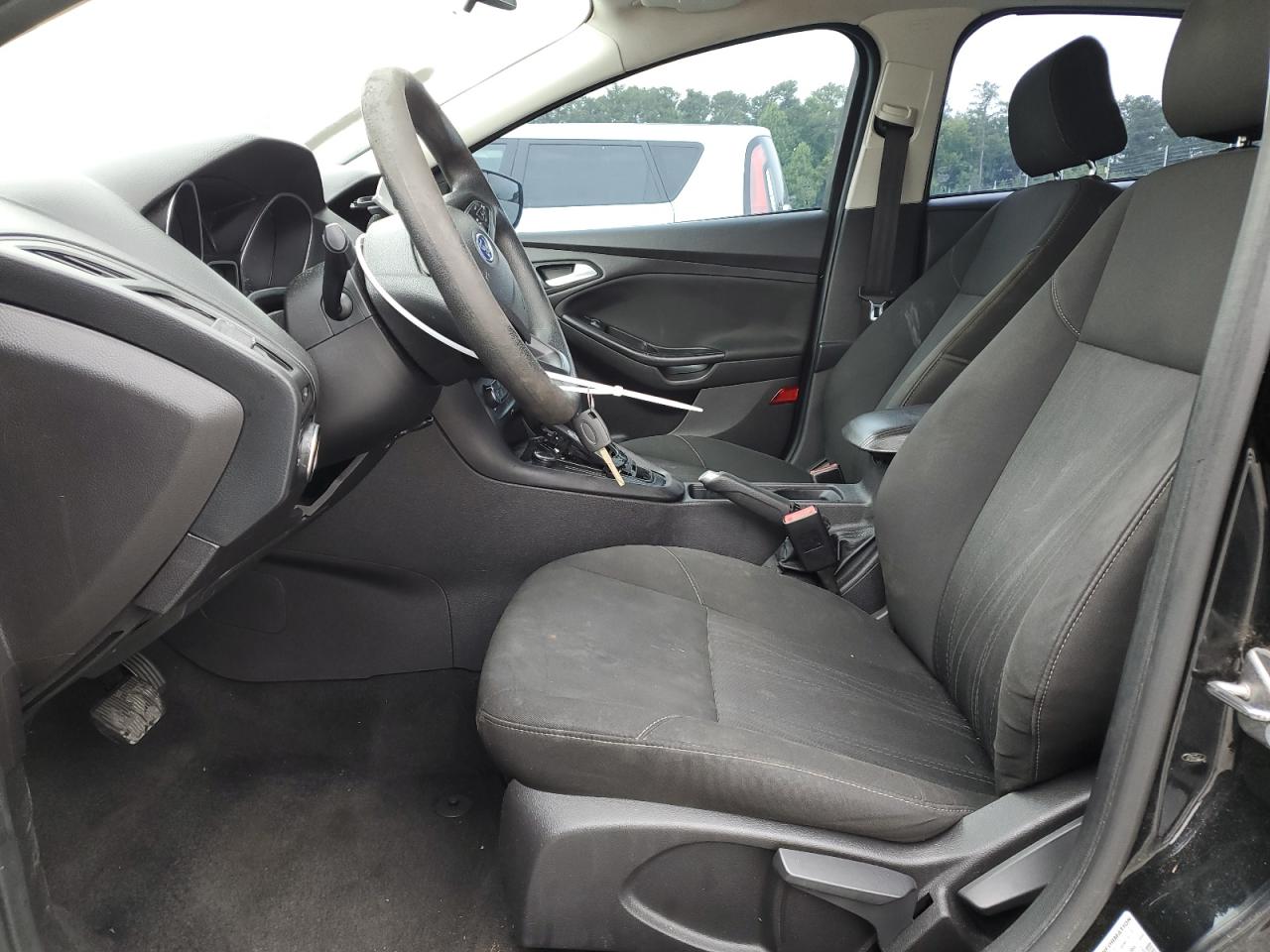 1FADP3K23FL223658 2015 Ford Focus Se