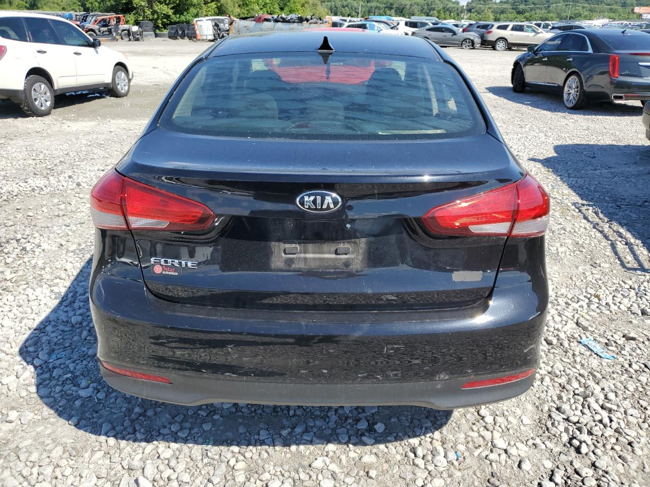 3KPFK4A70JE238396 2018 Kia Forte Lx