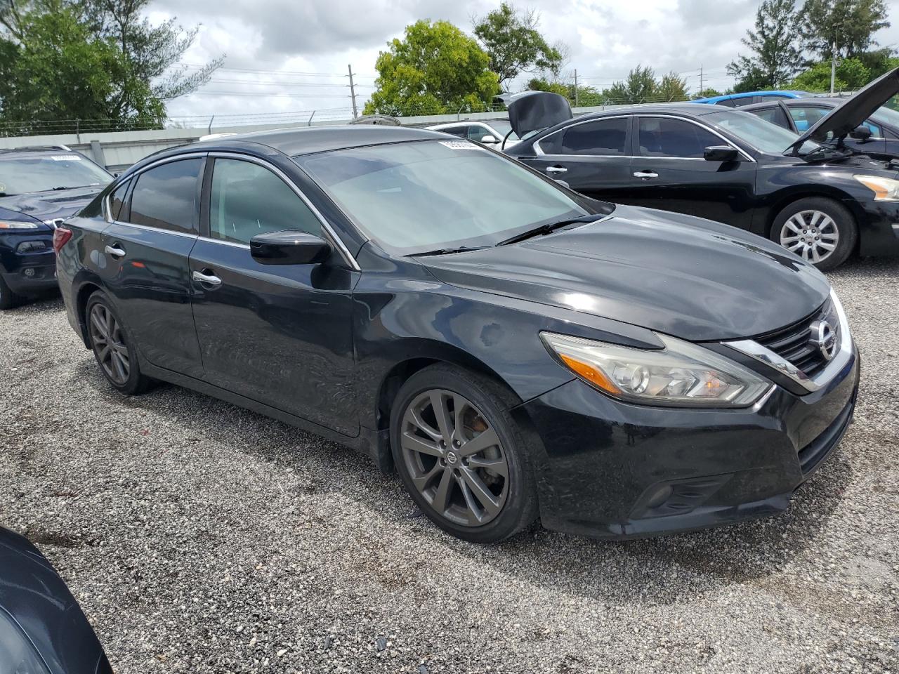 1N4AL3AP6JC283860 2018 Nissan Altima 2.5