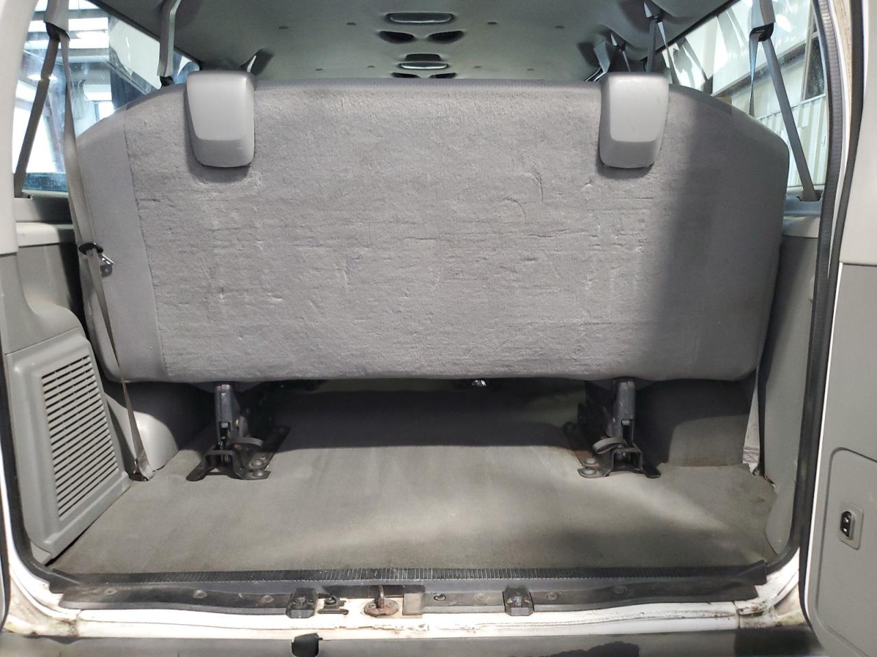 1FBNE31L19DA22570 2009 Ford Econoline E350 Super Duty Wagon