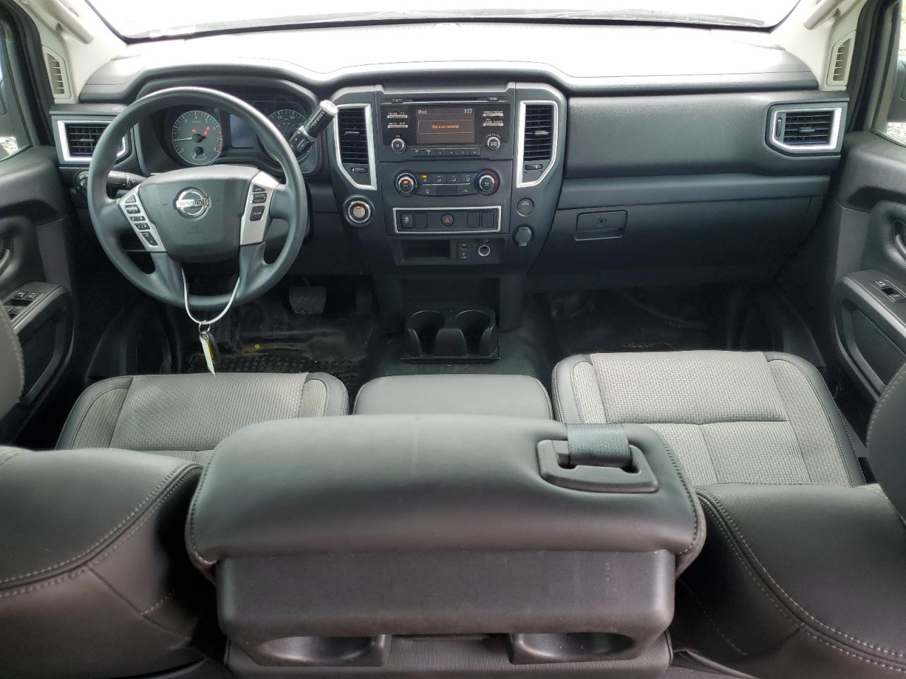 1N6AA1EK8JN548279 2018 Nissan Titan S