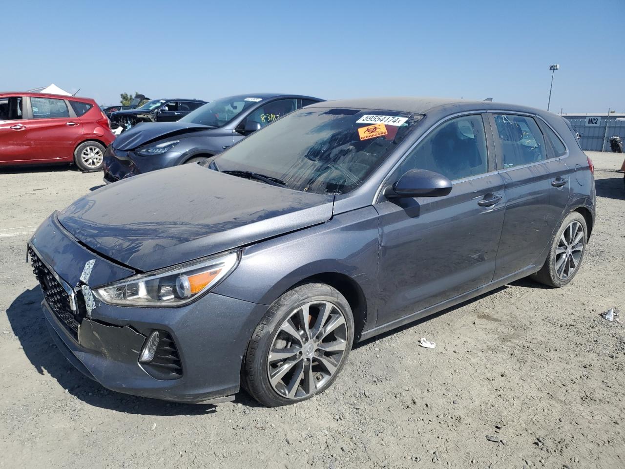 2018 Hyundai Elantra Gt vin: KMHH35LE9JU016895