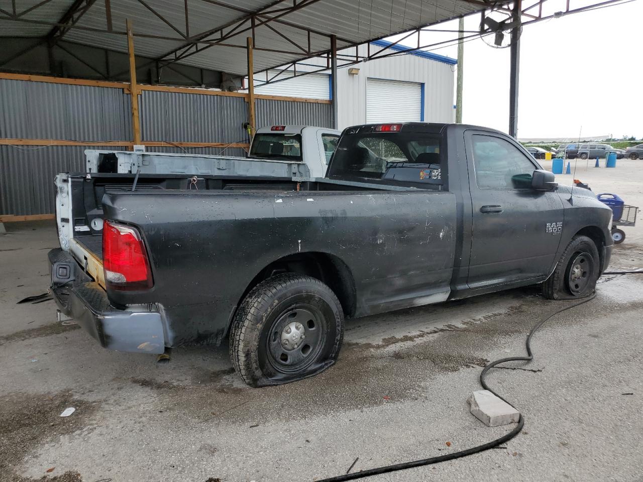 2023 Ram 1500 Classic Tradesman vin: 3C6JR6DG8PG655637