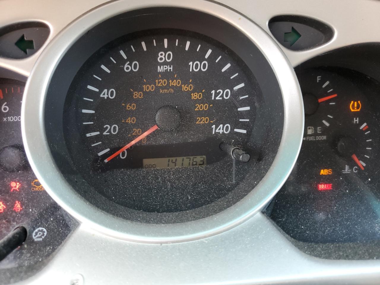 JTEEP21A850133869 2005 Toyota Highlander Limited