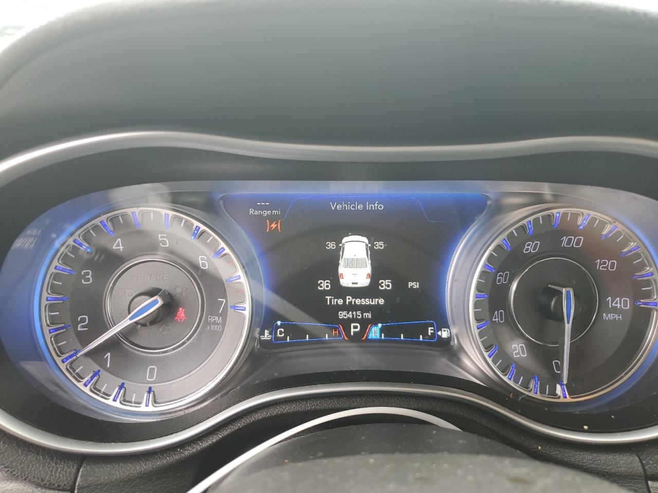 2C3CCAAG4HH626961 2017 Chrysler 300 Limited