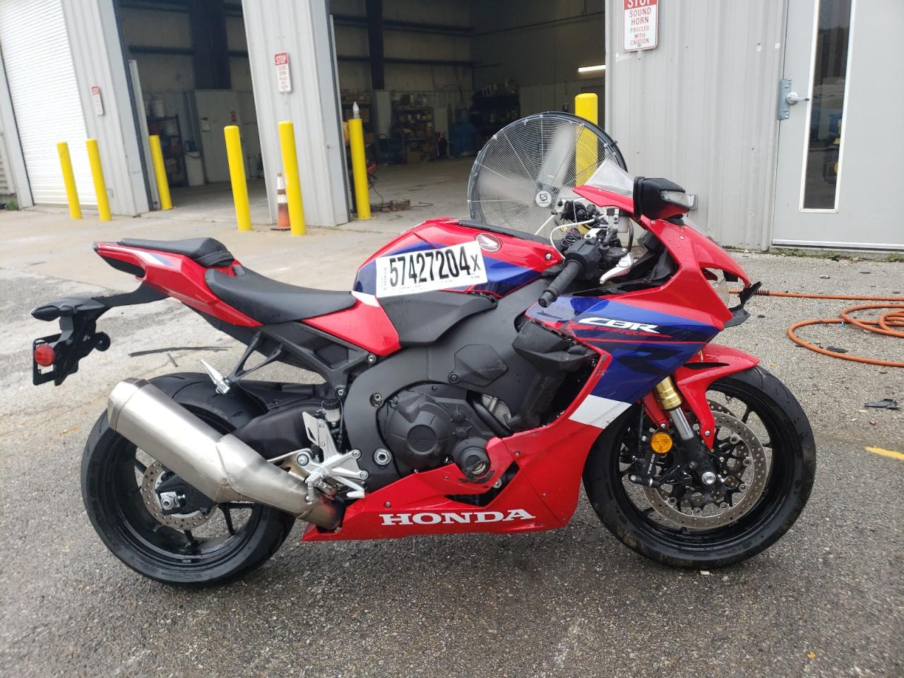JH2SC7717PK600480 HONDA CBR1000 RR 2023