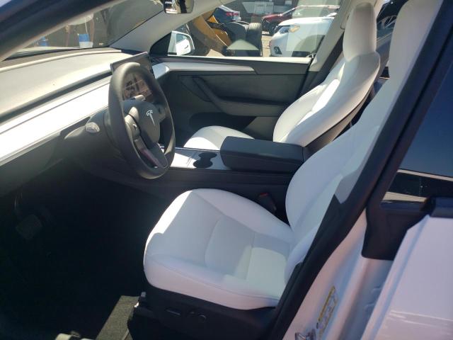 2024 Tesla Model Y VIN: 7SAYGAEE0RF102554 Lot: 60886214