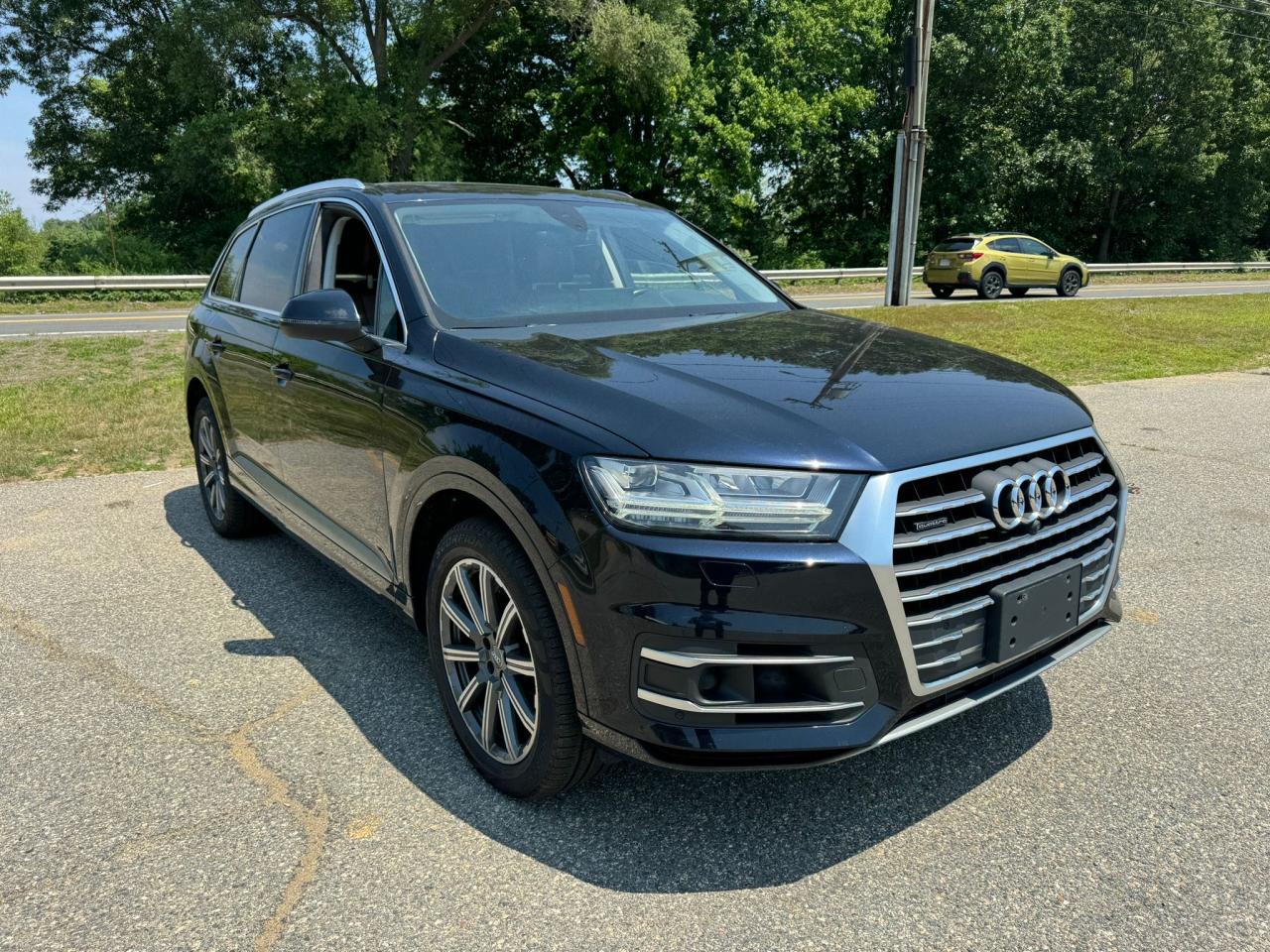 WA1LABF74HD049646 2017 Audi Q7 Premium Plus