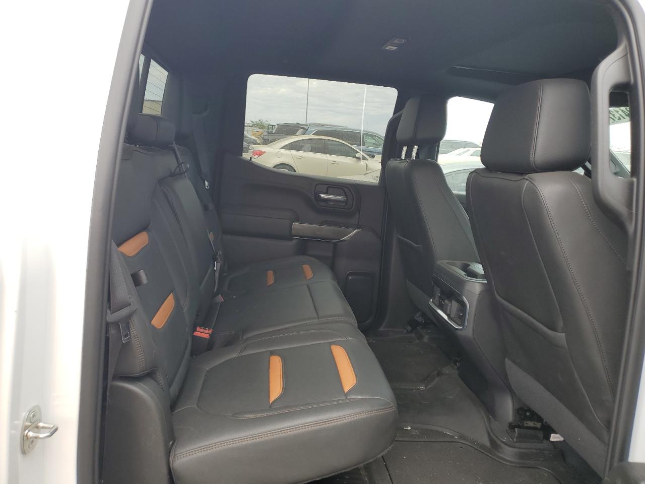 3GTP9EEL9NG131516 2022 GMC Sierra Limited K1500 At4