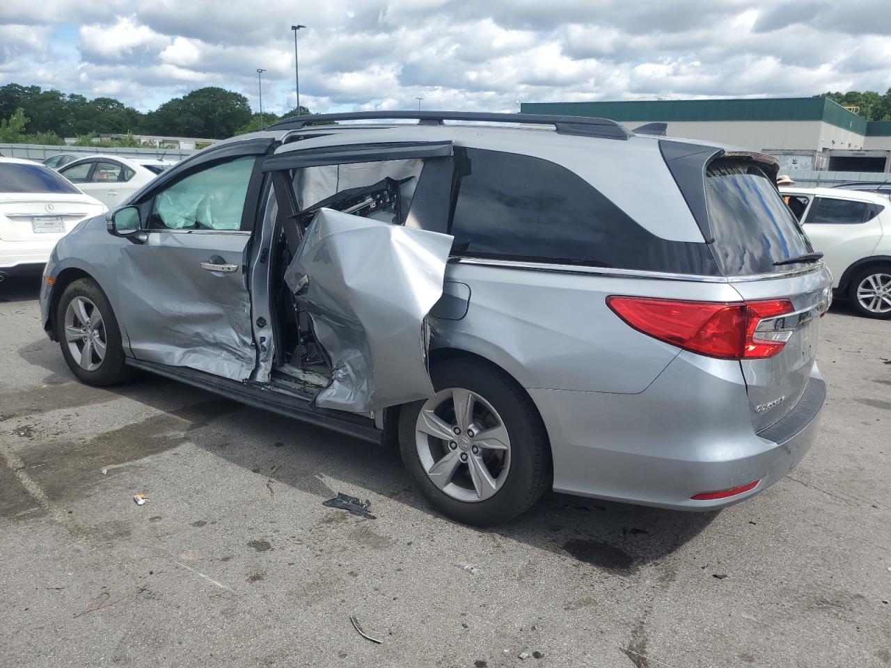 5FNRL6H79JB098600 2018 Honda Odyssey Exl