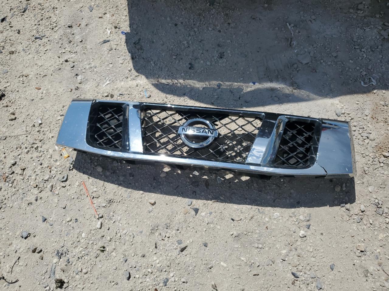 1N6BA0ED4FN502617 2015 Nissan Titan S