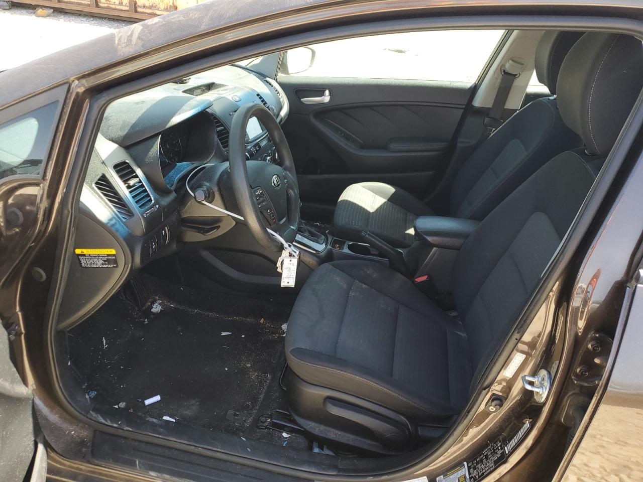 3KPFL4A72HE020287 2017 Kia Forte Lx