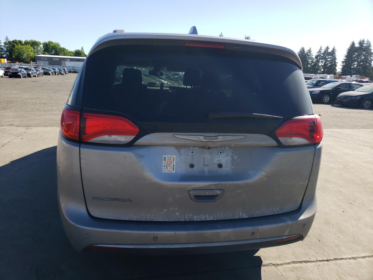 2C4RC1BGXHR538253 2017 Chrysler Pacifica Touring L
