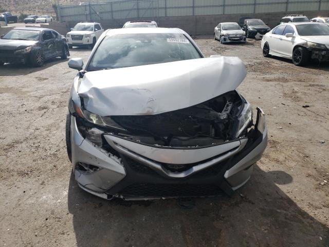 VIN 4T1B11HK0JU608138 2018 Toyota Camry, L no.5