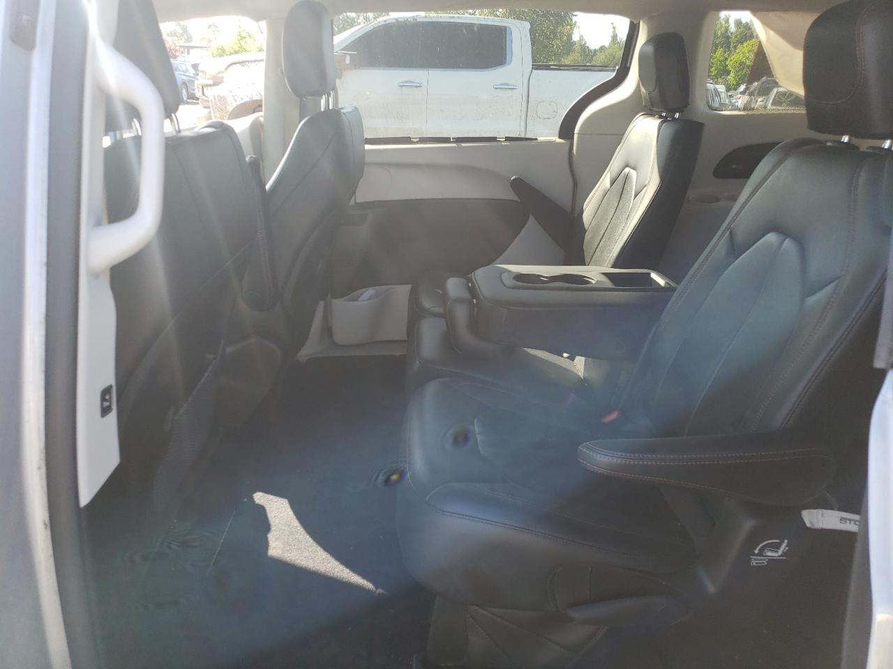 2C4RC1BGXHR538253 2017 Chrysler Pacifica Touring L