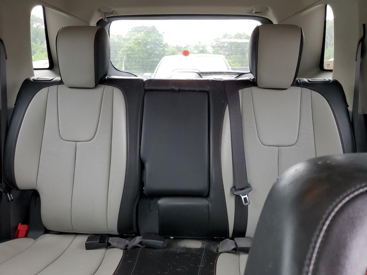 2GKFLUEK7H6104933 2017 GMC Terrain Slt