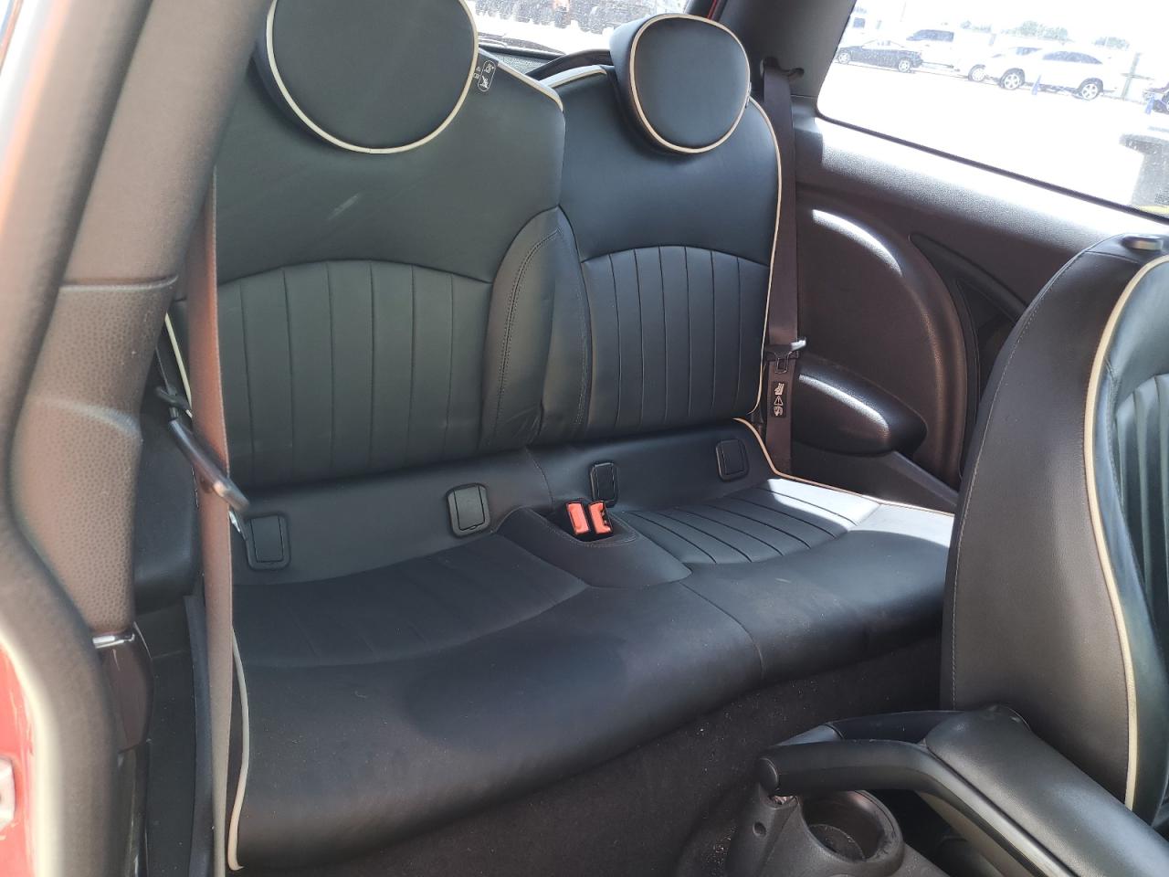 WMWSV3C5XBTY24606 2011 Mini Cooper S