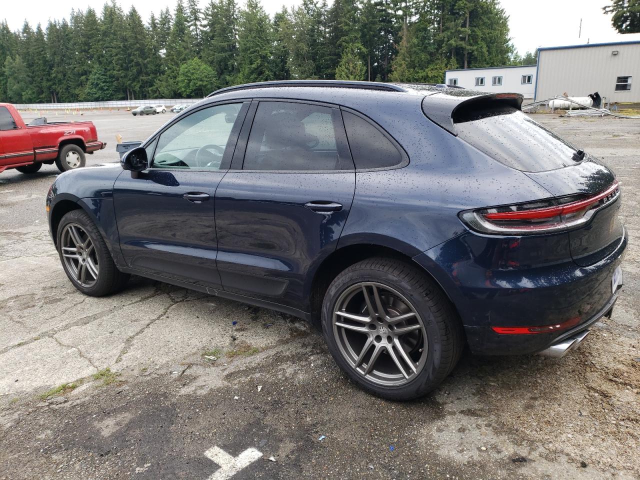 2020 Porsche Macan vin: WP1AA2A5XLLB00759