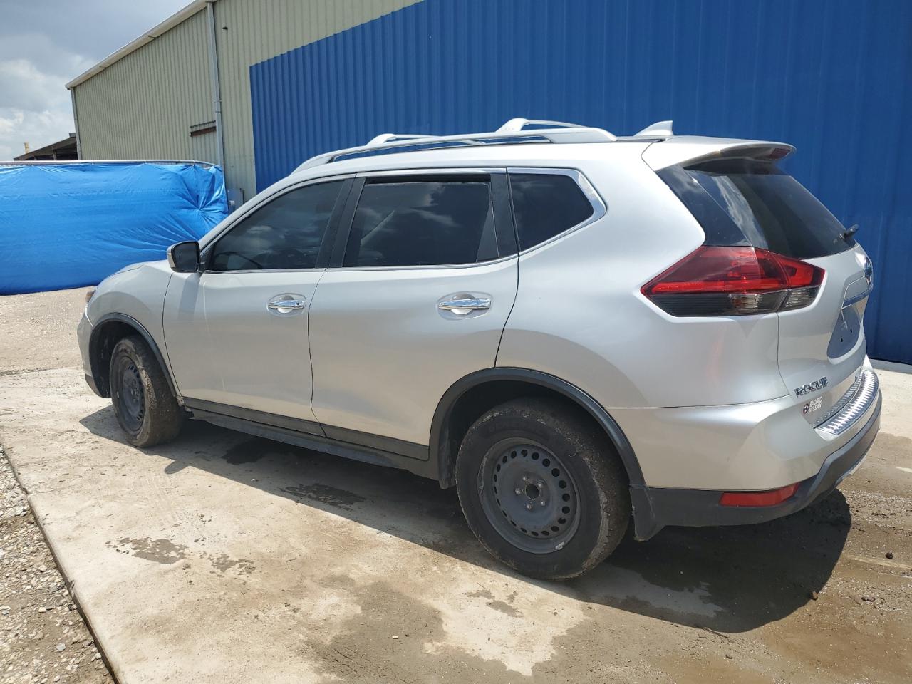 2019 Nissan Rogue S vin: 5N1AT2MT0KC798024