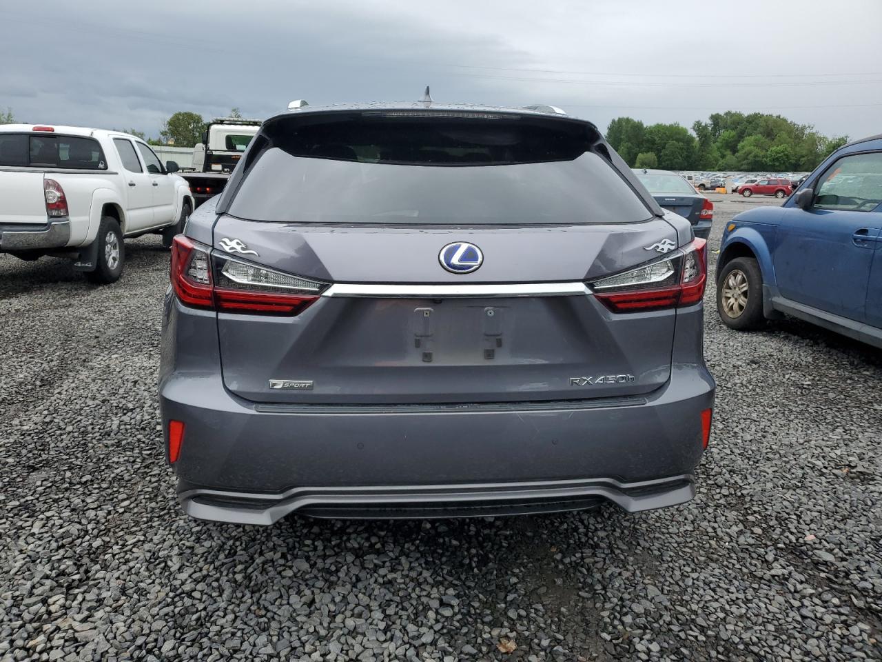 2T2BGMCAXJC025197 2018 Lexus Rx 450H Base
