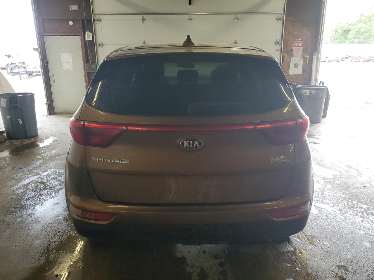 KNDPMCAC5H7166725 2017 Kia Sportage Lx