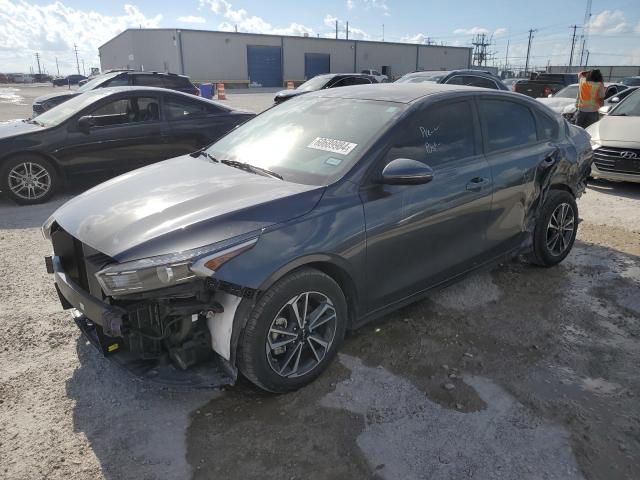 3KPF24AD6PE686964 Kia Forte LX