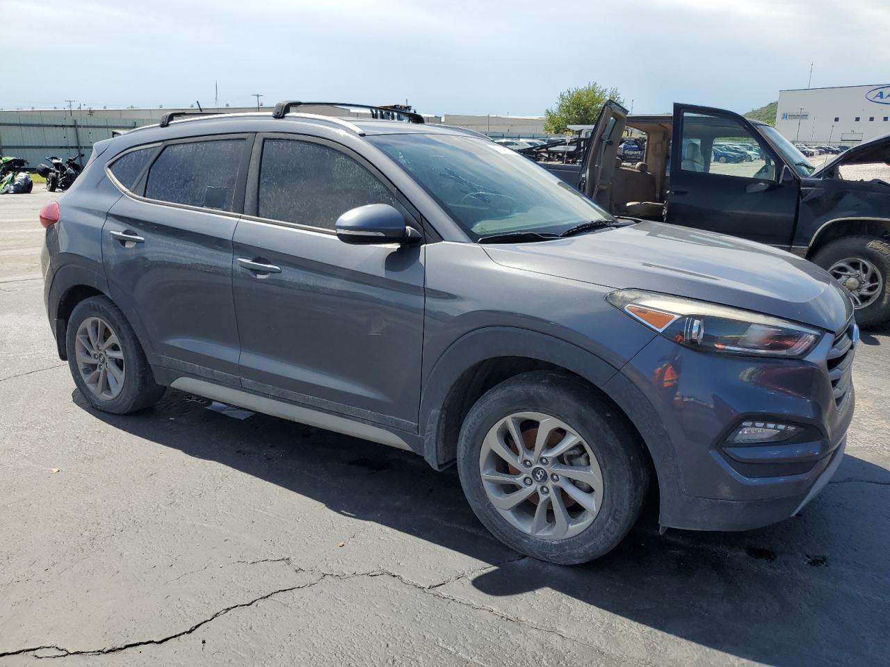 2017 Hyundai Tucson Limited vin: KM8J3CA28HU532951