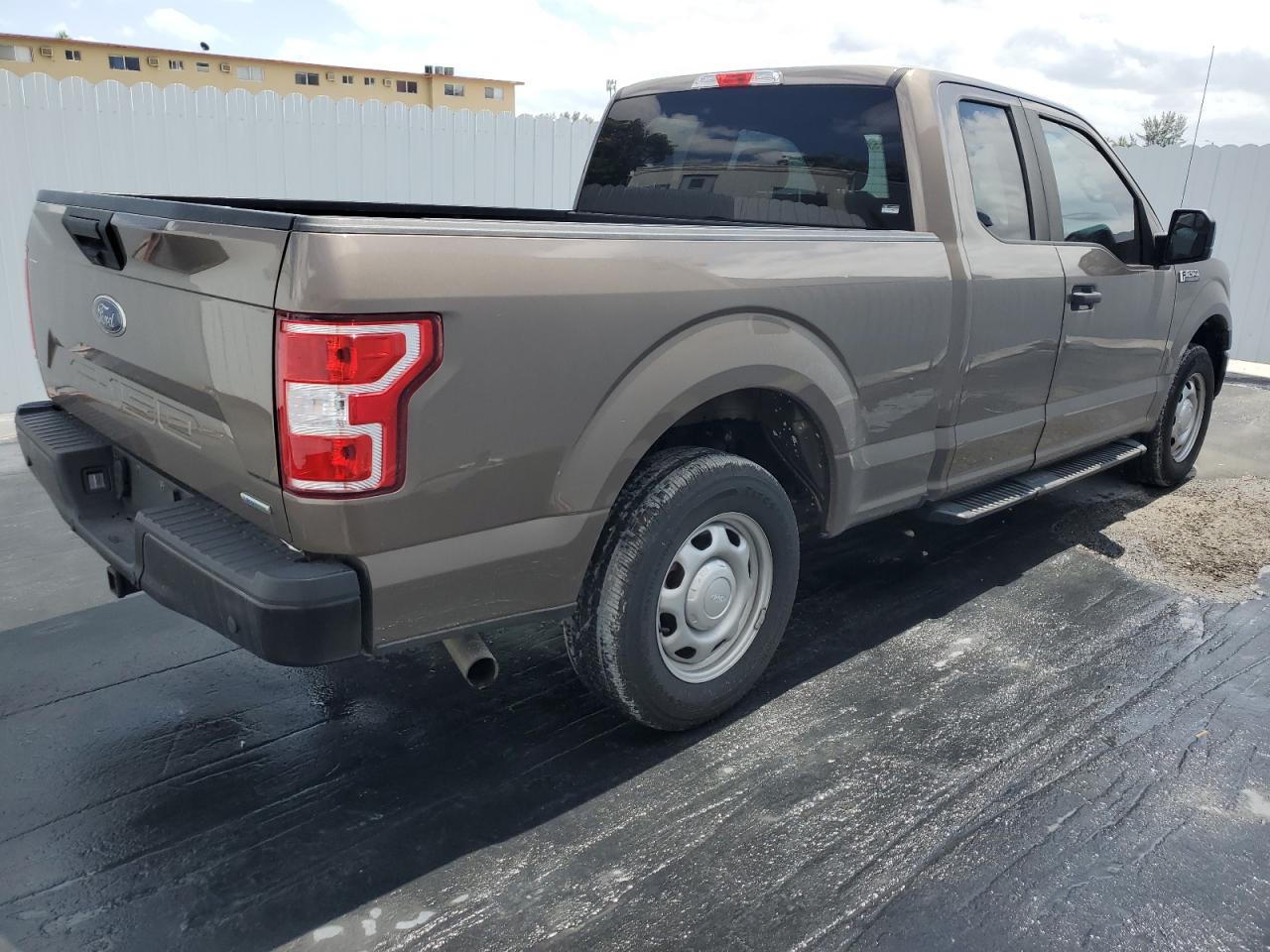 2019 Ford F150 Super Cab vin: 1FTEX1CP0KKE83349