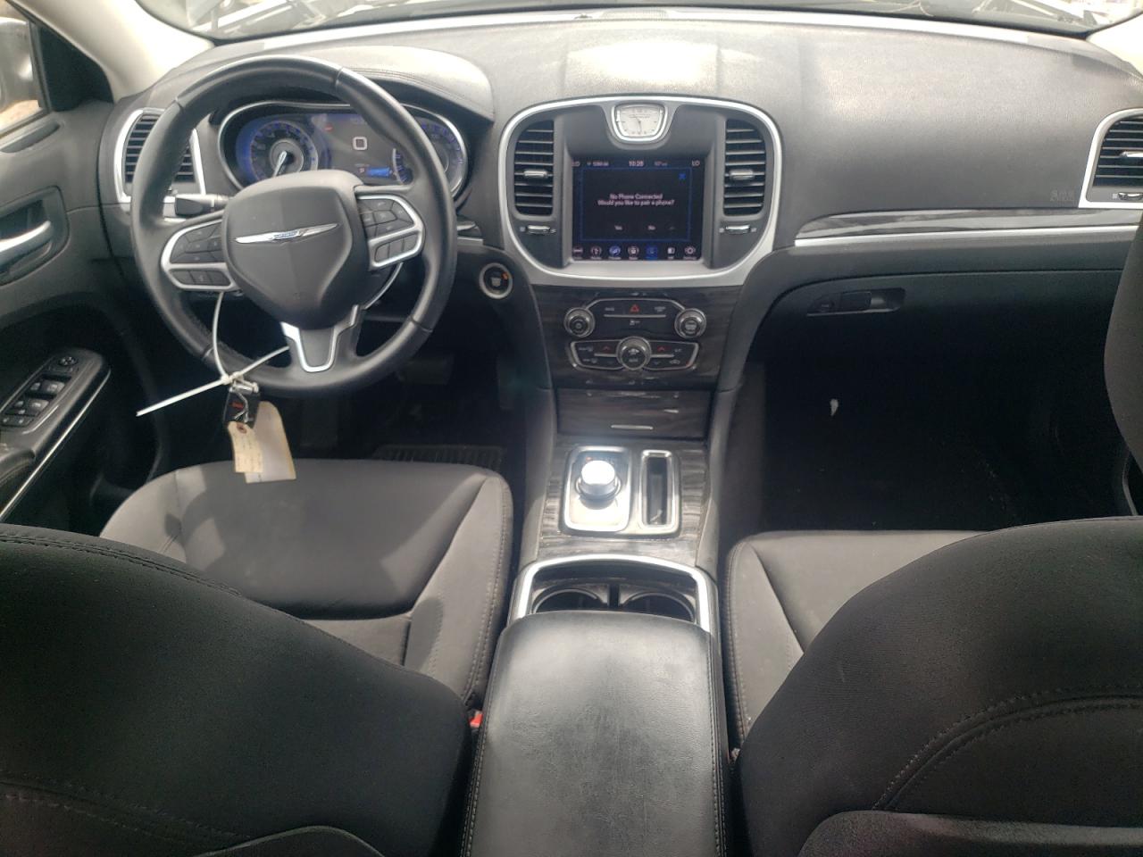 2C3CCAAG0JH253827 2018 Chrysler 300 Touring